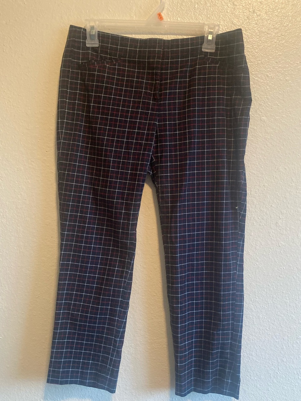 Low rise plaid Capri pants